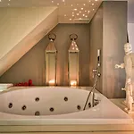 Luxury Eden アパート カターニア