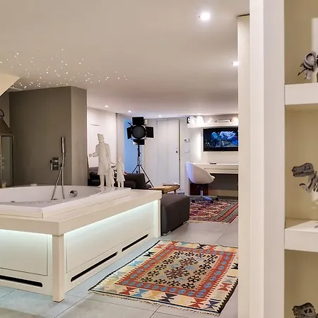 Lägenhet Luxury Eden